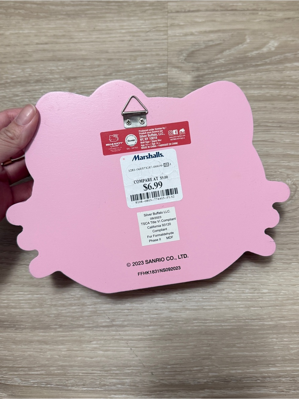 Hello Kitty Wall Decor - Picture 2 of 2